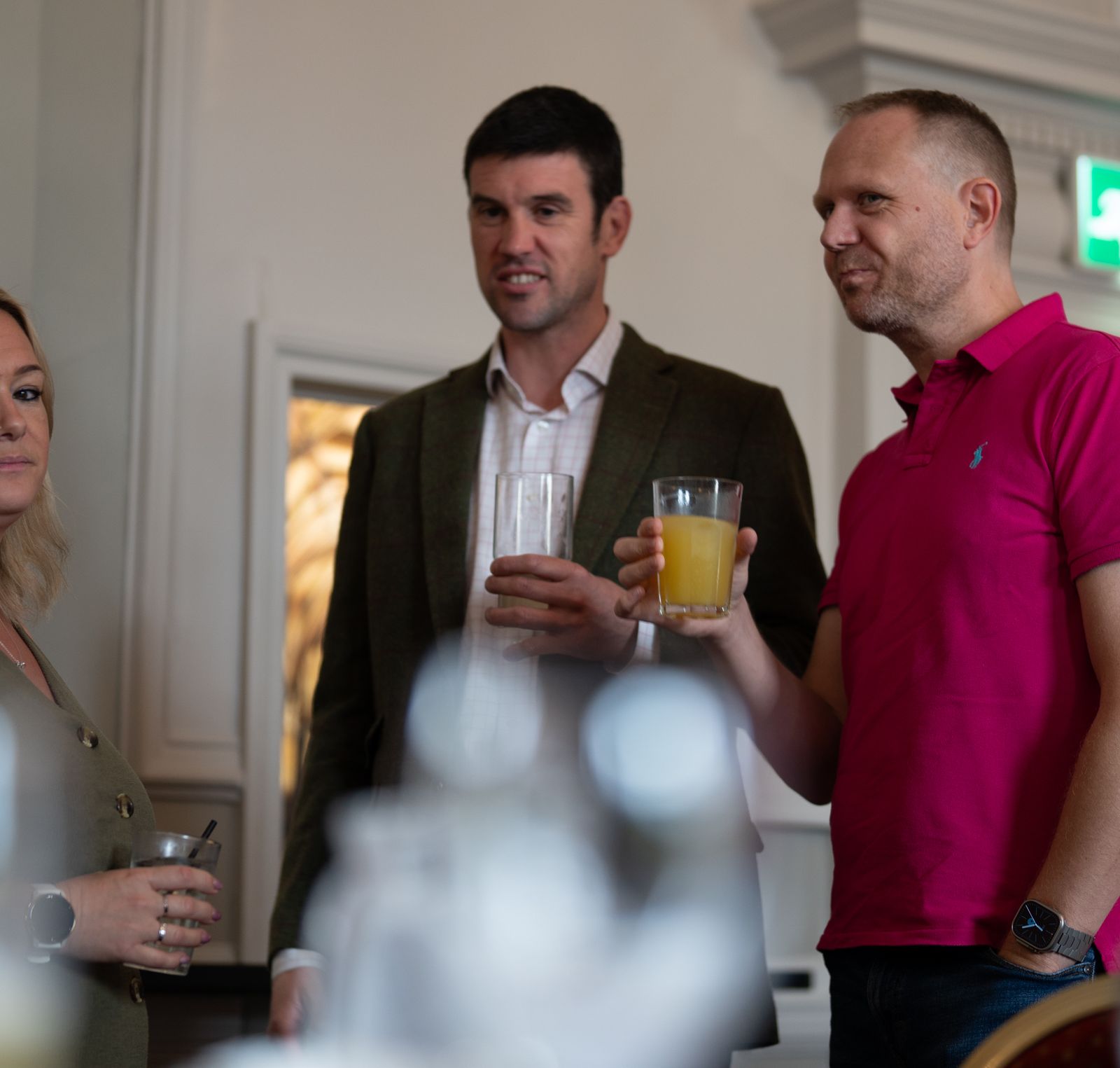 Networking at a B2B Lunch Club lunch